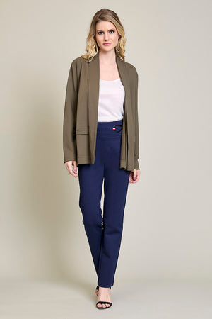 Blazer casual color verde militar con bolsillos