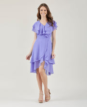 Cargar imagen en el visor de la galería, Vestido casual lila con doble olan en cuello y falda