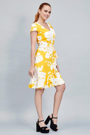 VESTIDO CORTO CASUAL ESTAMPADO COLOR AMARILLO