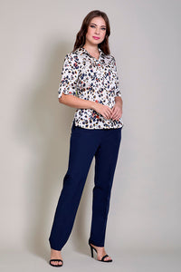 Conjunto de blusa estampada cuello sport pantalón amarillo