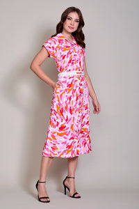 Vestido casual estampado cuello sport con cinturón