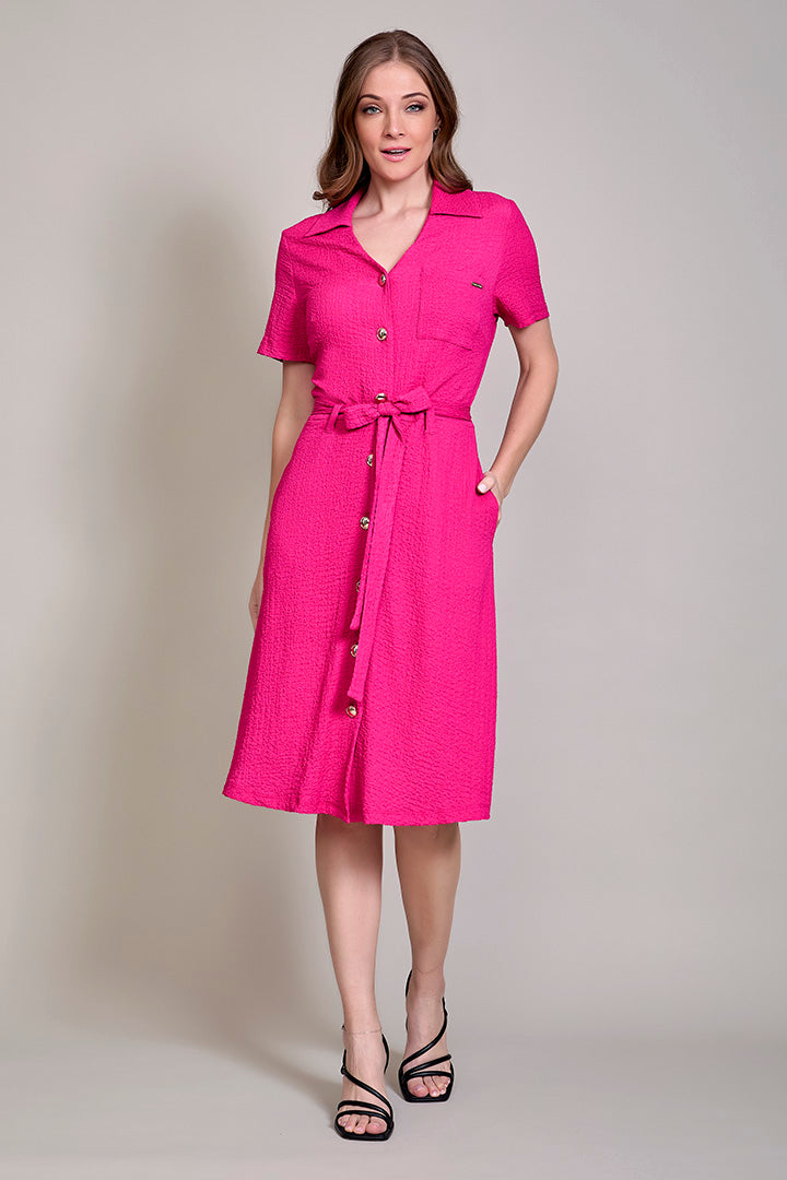Vestido camisero color fiusha con botones manga corta