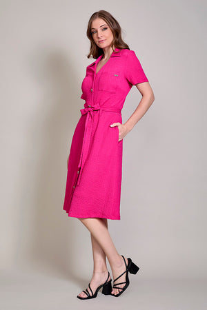 Vestido camisero color fiusha con botones manga corta