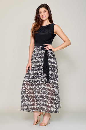 Maxi vestido elegante sin manga con falda estampada