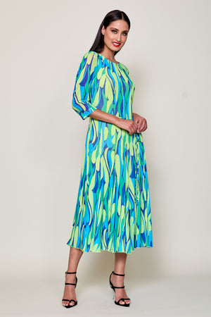 Vestido casual sisado multicolor manga 3/4 y cinturón