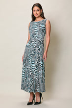 Cargar imagen en el visor de la galería, Maxi vestido casual estampado color azul sin manga