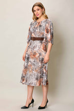 Cargar imagen en el visor de la galería, Vestido casual con manga color café con estampado
