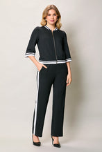 Cargar imagen en el visor de la galería, Conjunto de blusa con cierre y pantalón color negro