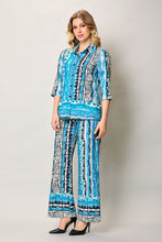 Cargar imagen en el visor de la galería, Conjunto casual estampado color azul con pantalón amplio