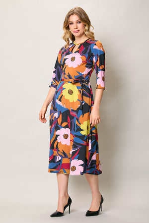 Vestido elegante con estampado multiculor manga 3/4