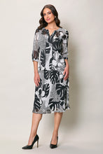 Cargar imagen en el visor de la galería, Conjunto de blusa estampada color negro con falda