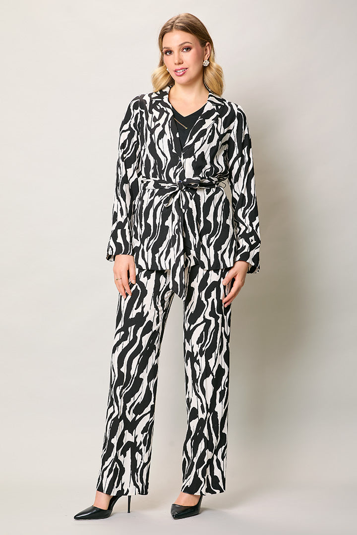 Conjunto tres piezas casual estampado color negro