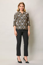 Cargar imagen en el visor de la galería, Conjunto elegante camisa estampada y pantalón negro