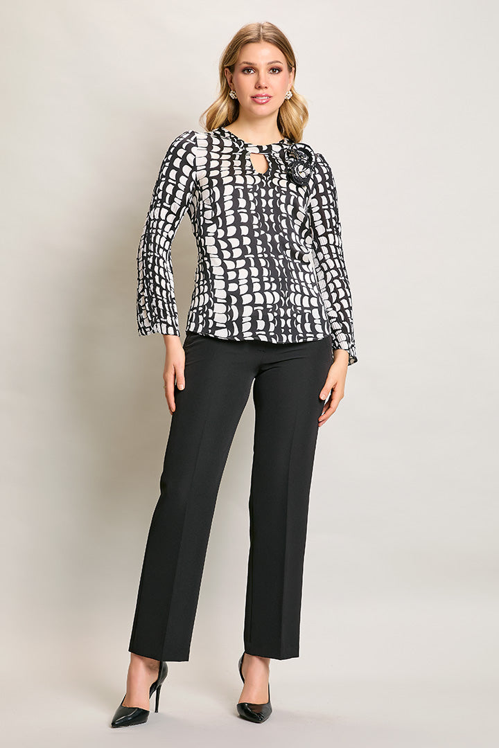 Conjunto color negro con blusa manga larga y pantalón