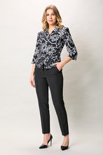 Cargar imagen en el visor de la galería, Conjunto de camisa estampada manga 3/4 con pantalón