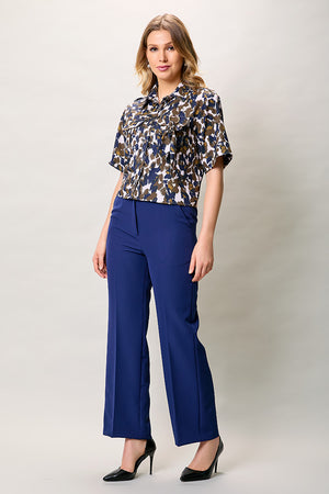 Conjunto casual camisa manga corta estampada y pantalón