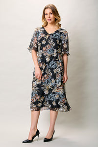 Vestido casual estampado color negro con cuello v