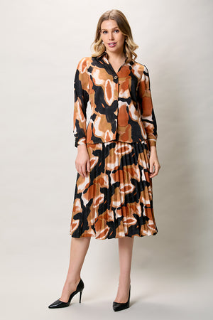 Conjunto estampado color naranja con falda y camisa