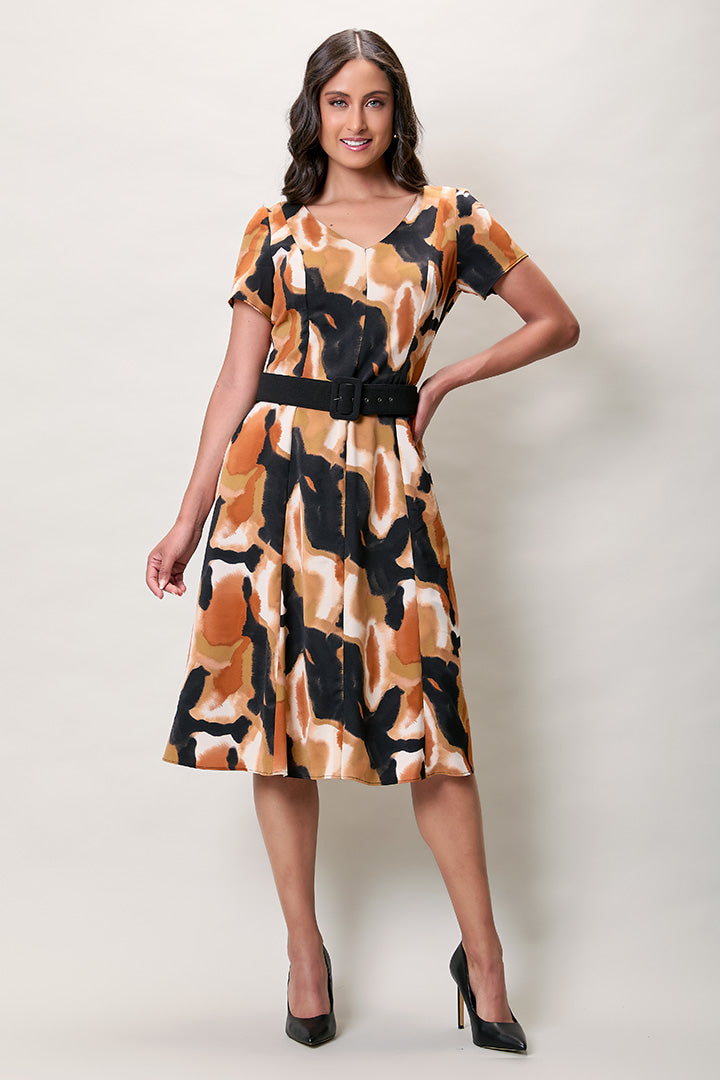Vestido casual color naranja cuello v con cinturón