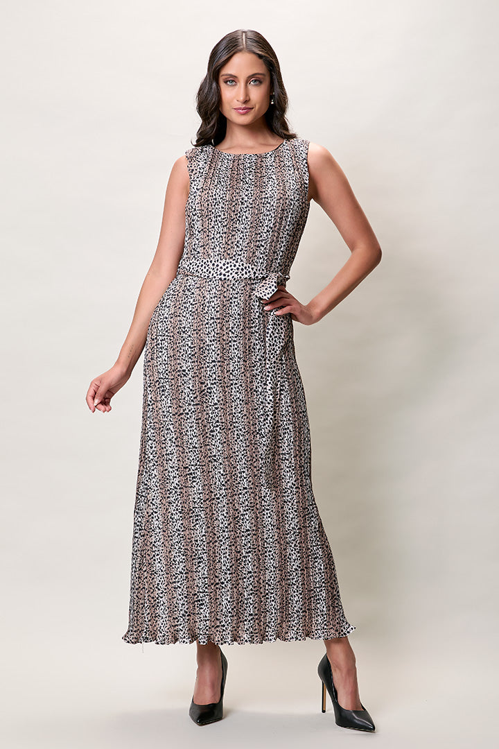 Maxi vestido estampado color café sin manga con cinturón