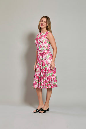Vestido ligero casual sin manga color rosa con estampado