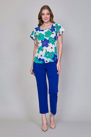 Conjunto pantalon azul rey con blusa floral manga corta