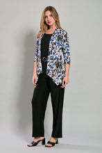 Cargar imagen en el visor de la galería, Conjunto de blusa con ensamble estampado y pantalón
