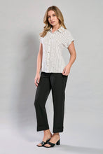 Cargar imagen en el visor de la galería, Conjunto blusa rayada con botones y pantalón negro
