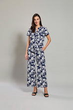 Cargar imagen en el visor de la galería, Conjunto estampado floral azul blusa y pantalón