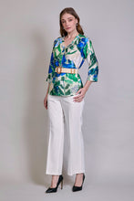 Cargar imagen en el visor de la galería, Conjunto de blusa larga con cinturón y pantalón blanco