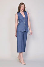 Cargar imagen en el visor de la galería, Conjunto casual de chaleco con pantalón corto color azul