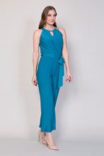 Cargar imagen en el visor de la galería, Jumpsuit casual color azul tipo halter con cinturón