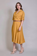 Cargar imagen en el visor de la galería, Vestido casual color mostaza con cinturón manga corta