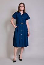 Cargar imagen en el visor de la galería, Vestido camisero con manga y cinturón color azul