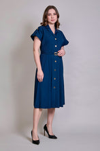 Cargar imagen en el visor de la galería, Vestido camisero con manga y cinturón color azul