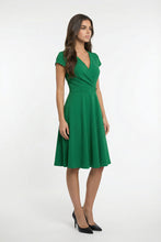 Cargar imagen en el visor de la galería, Vestido verde elegante cuello V con drapeado lateral
