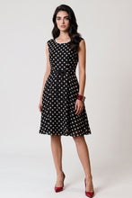 Cargar imagen en el visor de la galería, Vestido casual cuello redondo color negro con lunares