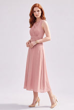 Cargar imagen en el visor de la galería, Vestido elegante tipo halter color rosa