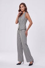 Cargar imagen en el visor de la galería, Conjunto de chaleco con pantalón amplio color gris