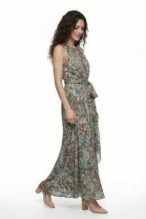 Maxi vestido casual tipo halter con estampado multicolor