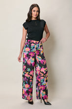 Cargar imagen en el visor de la galería, Pantalón casual bota amplia con estampado