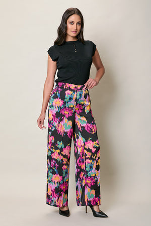 Pantalón casual bota amplia con estampado