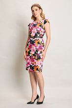 Cargar imagen en el visor de la galería, Vestido casual con estampado floral color rosa