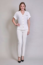 Cargar imagen en el visor de la galería, Blusa casual de manga corta de color blanco