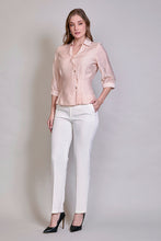 Cargar imagen en el visor de la galería, Blusa elegante color durazon manga 3/4 con cuello