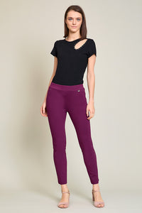 Leggins casual color uva con cierre en pretina