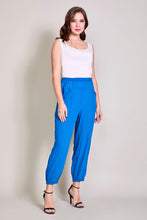 Cargar imagen en el visor de la galería, BL465 PANTALON CON BOLSILLOS KAREN KEIN