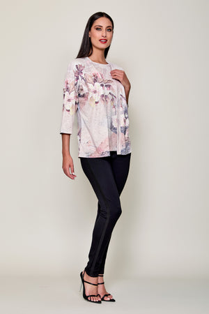 Blusa elegante estampada color rosa con ensamble