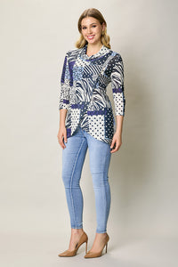 Blusa casual manga 3/4 corte irregular color azul