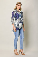 Cargar imagen en el visor de la galería, Blusa casual manga 3/4 corte irregular color azul